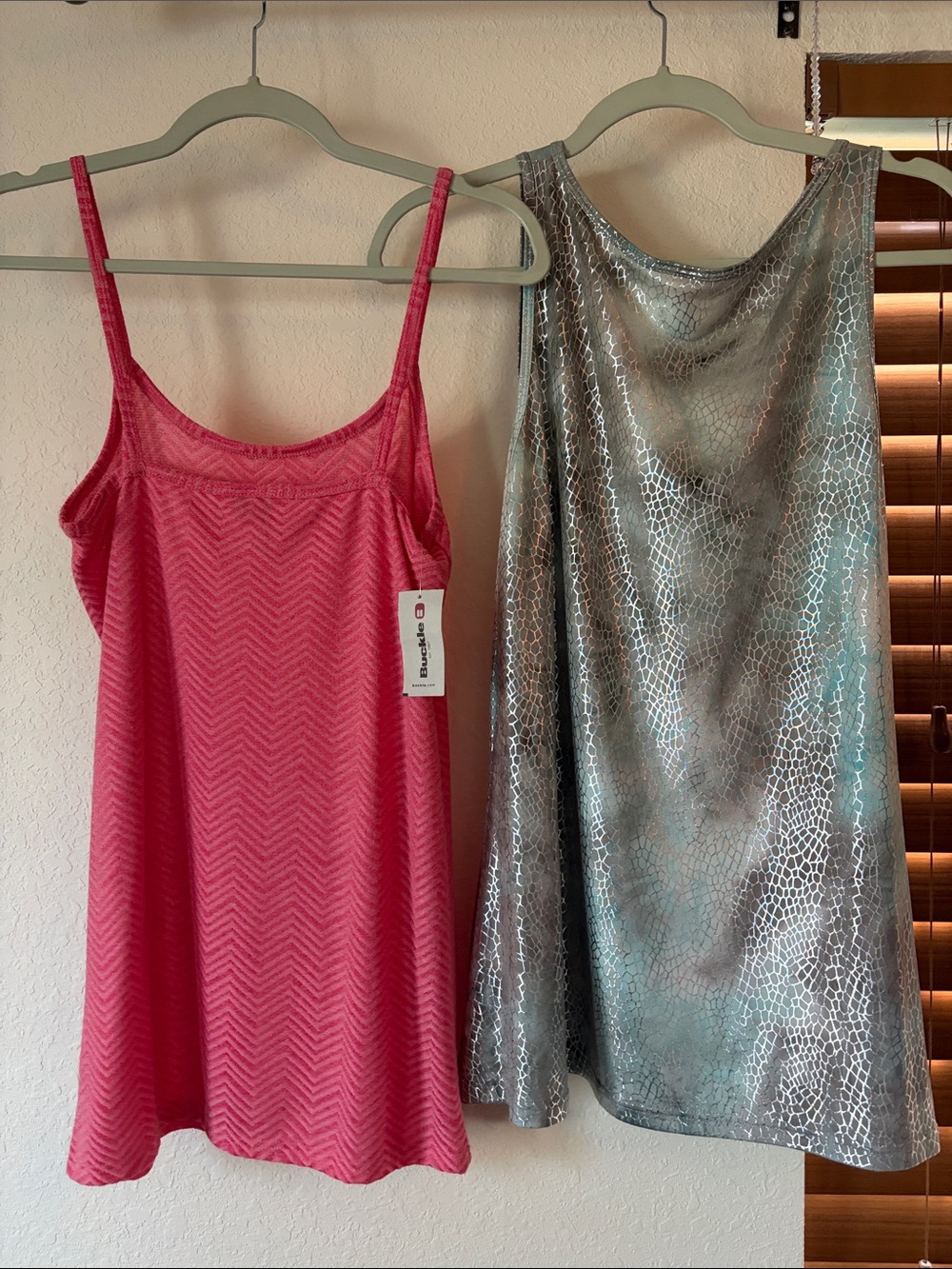 2 BKE Tank Tops - Picture 6 of 9
